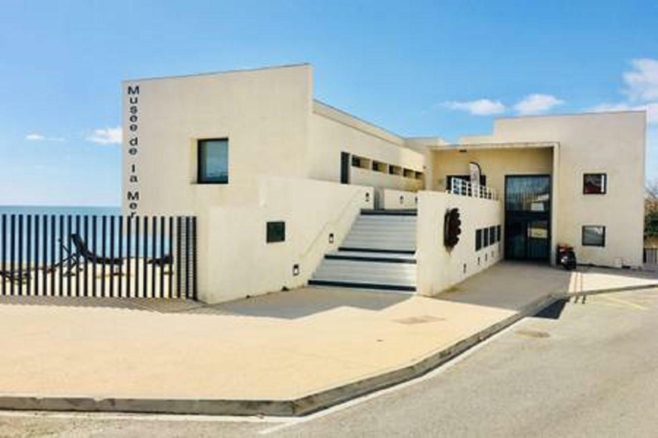 Magnifique Appart 102 M2 Au Bord De L'Eau Hyper Centre Sete Exterior photo